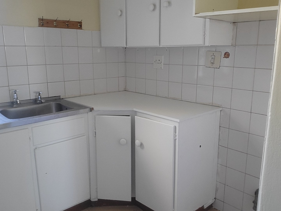 To Let 2 Bedroom Property for Rent in Ruyterwacht Western Cape